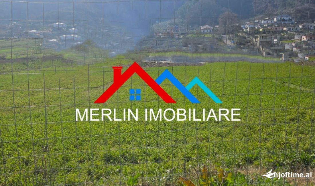 SHITET TOKE 1080M2 NE FSHATIN PRUSH TE TIRANES.