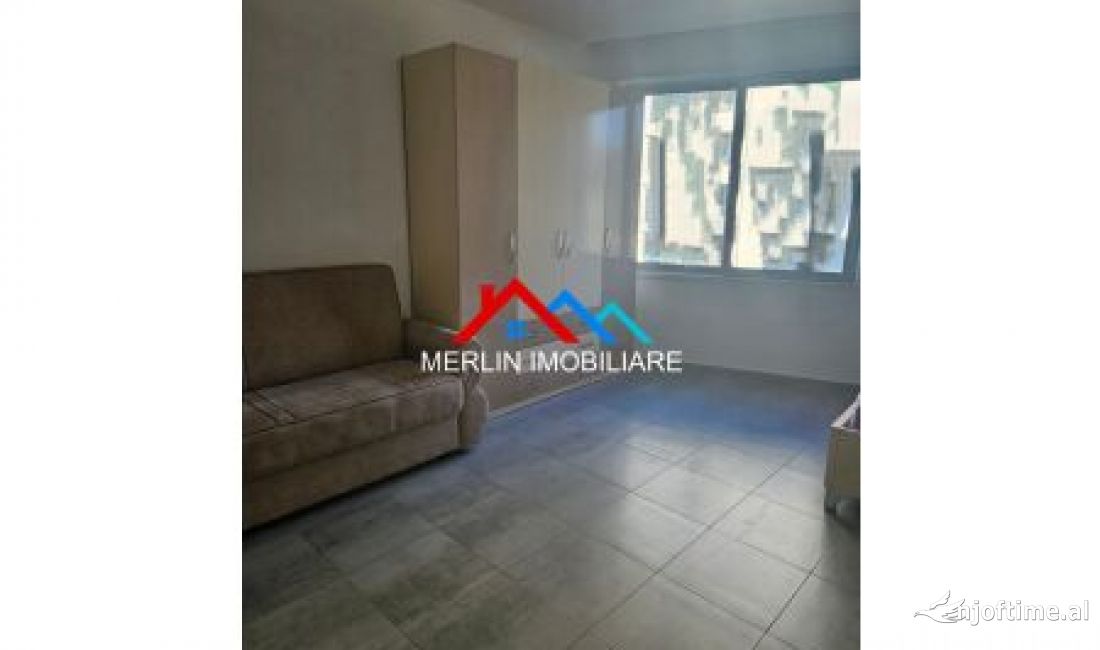 Shtepi ne shitje Apartament ne Durres, Garsoniere, Mobilimi E mobiluar, Pagesa 40,000  Euro.