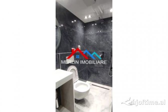 Shtepi ne shitje Apartament ne Tirane, Garsoniere, Mobilimi E mobiluar, Pagesa 330,000  Euro.