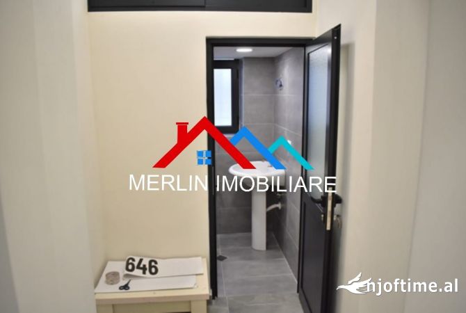 SHITET AMBJENT BIZNESI TEK STADIUMI DINAMO.