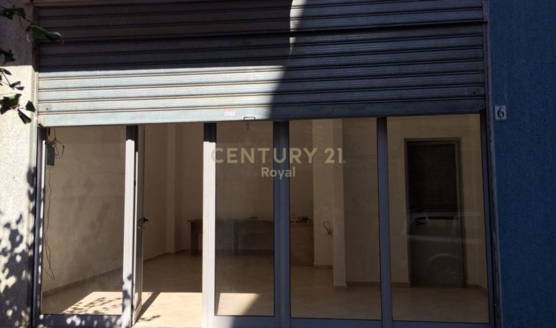 SHITET DYQAN PRANE SHKOLLES "BAJRAM CURRI"