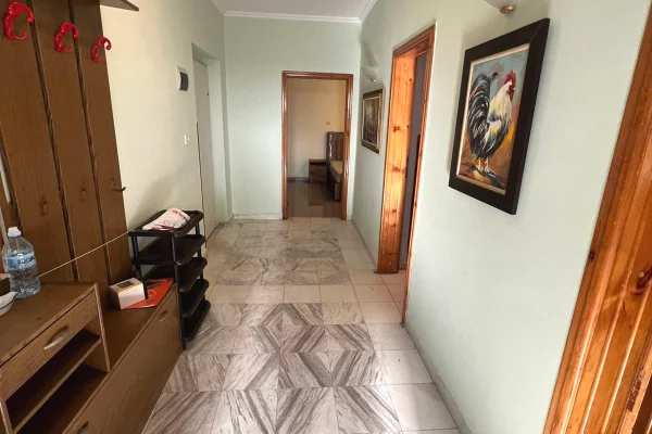 SUPER OKAZION 🏡 Jepet me Qira Apartament 2+1