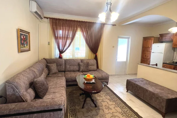 Appartamento in affitto a Tirana 2+1, Arredato