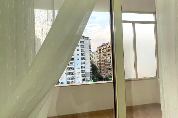 Appartamento in affitto a Tirana 1+1, Arredato