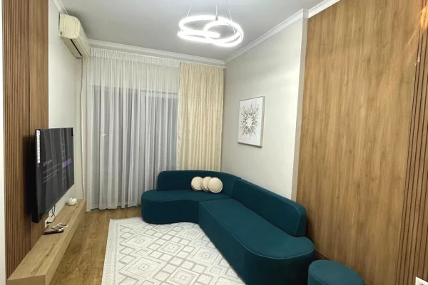 Shtepi ne shitje Apartament ne Tirane, 1+1, Mobilimi E mobiluar, Pagesa 125,000  Euro.