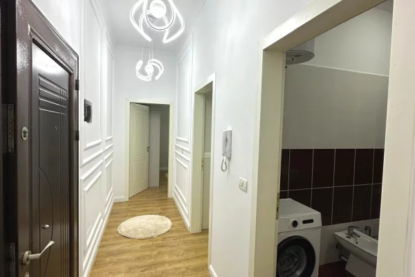 Shtepi ne shitje Apartament ne Tirane, 2+1, Mobilimi E mobiluar, Pagesa 169,000  Euro.