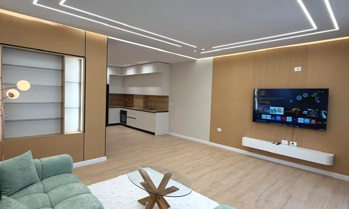 Shtepi ne shitje Apartament ne Tirane, 2+1, Mobilimi E mobiluar, Pagesa 17,100,000  Leke.