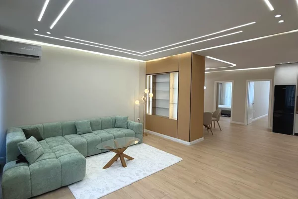 Shtepi ne shitje Apartament ne Tirane, 2+1, Mobilimi E mobiluar, Pagesa 17,100,000  Leke.