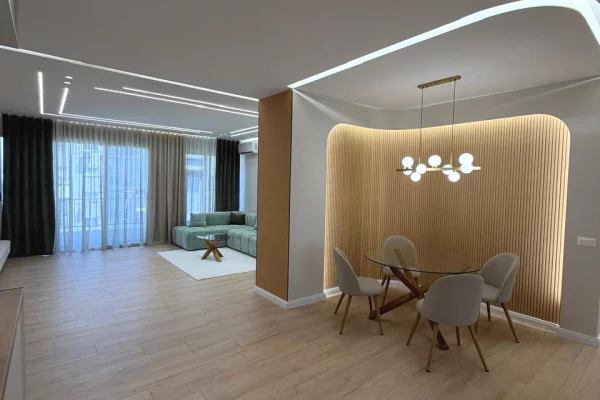 Shtepi ne shitje Apartament ne Tirane, 2+1, Mobilimi E mobiluar, Pagesa 17,100,000  Leke.