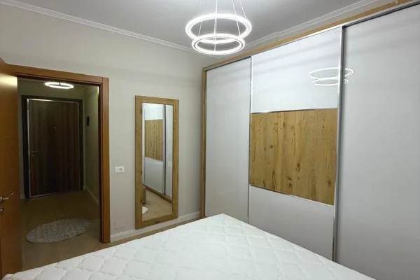 Shtepi ne shitje Apartament ne Tirane, 1+1, Mobilimi E mobiluar, Pagesa 14,200,000  Leke.