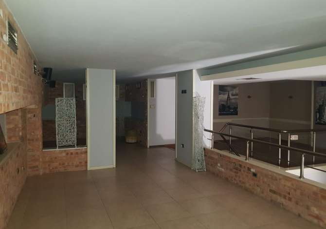 Ambient biznesi me qera 1+1 ne Tirane - 800 Euro