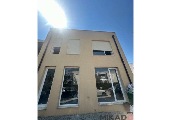 Ambiente Commerciale in Vendita 1+1 a Durazzo - 160,000 Euro