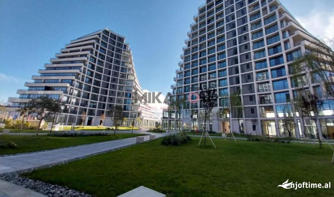 JEPET ME QIRA AMBIENT PER ZYRE TEK LAKE VIEW!