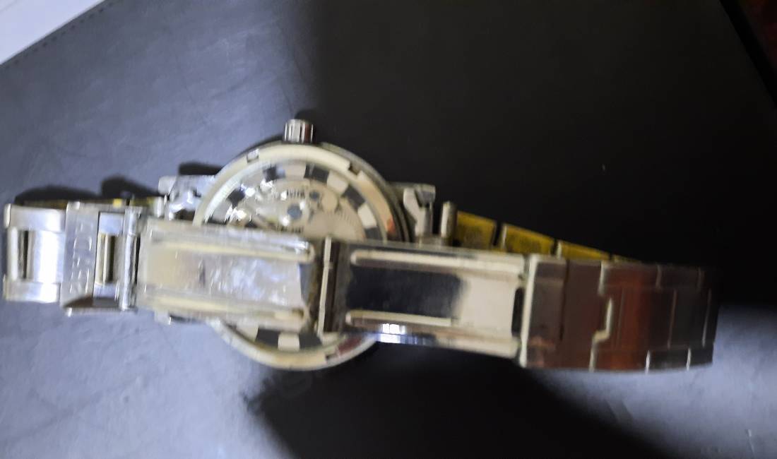 Shitet ore me kurdisje Goer