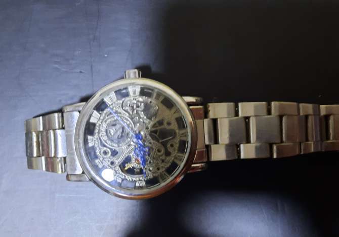 Veshje dhe Aksesor per te Rritur ne Tirane - 50 Euro