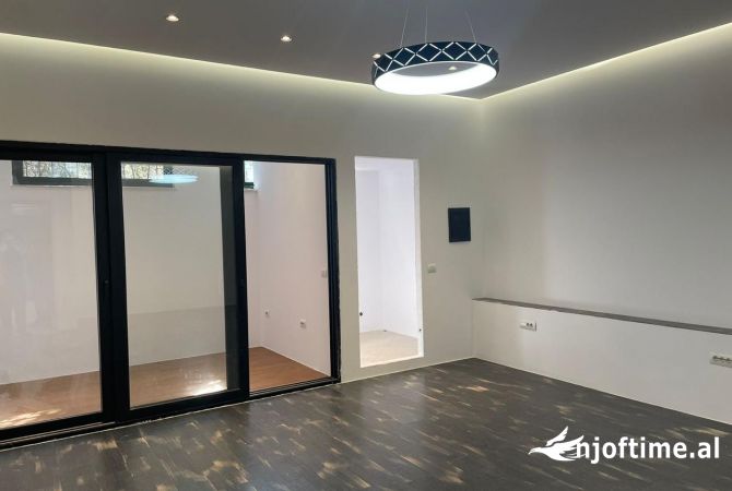 SHITET AMBIENT BIZNESI PRANE PRESIDENCES