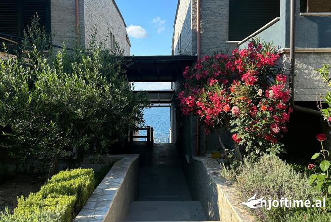 Shtepi ne shitje Apartament ne Vlore, 2+1, Mobilimi Bosh, pa mobiluar, Pagesa 295,000  Euro.