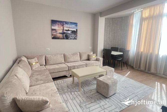 Apartament 2+1+2 ne shitje Rruga e Dibres!