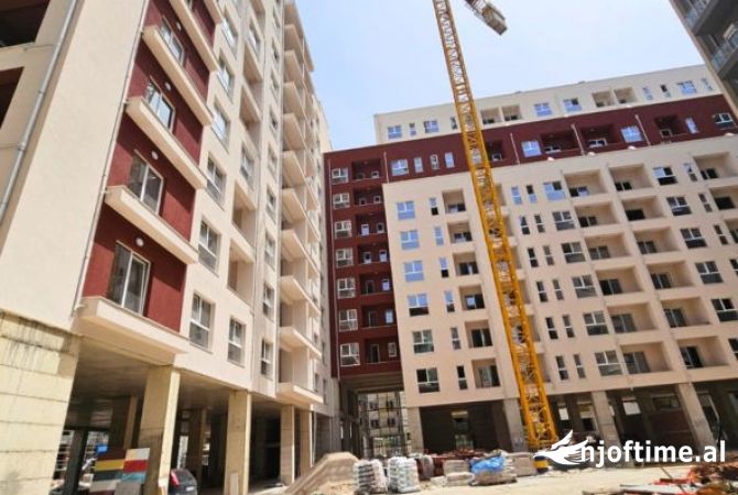 Shitet Apartament 2+1, Kompleksi Aura, Tek Zoja e Këshillit të Mirë