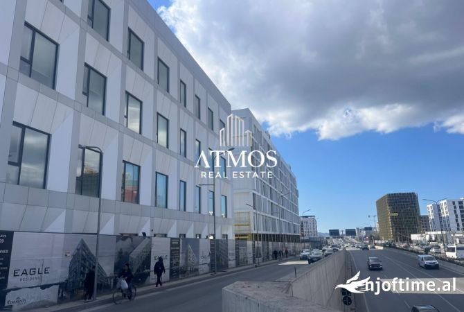 Shitet apartament 2+1+2  Ish Dogana 