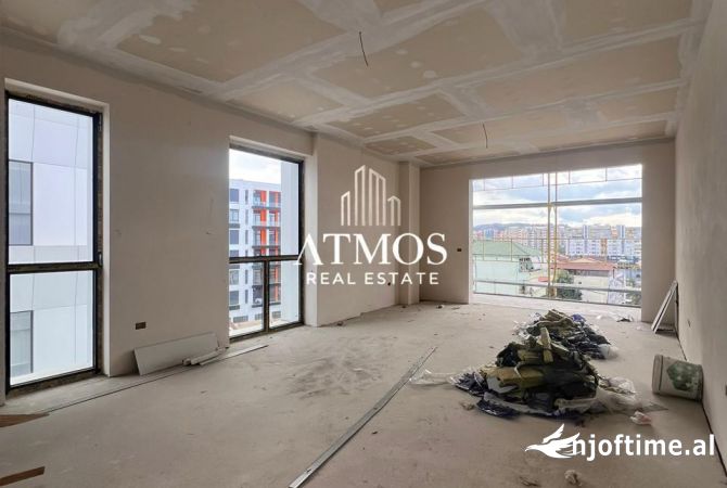 Shtepi ne shitje Apartament ne Tirane, 2+1, Mobilimi Bosh, pa mobiluar, Pagesa 166,000  Euro.