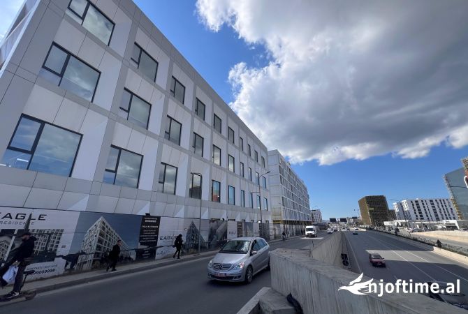 Shtepi ne shitje Apartament ne Tirane, 1+1, Mobilimi Bosh, pa mobiluar, Pagesa 166,000  Euro.