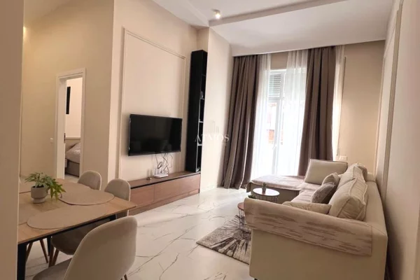 House for Rent 2+1 in Tirana - 1,200 Euro