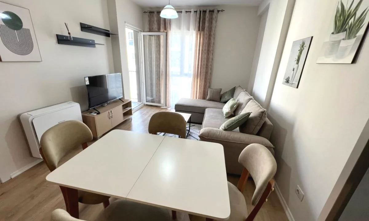 Shtepi me qera Apartament ne Tirane, 1+1, Mobilimi E mobiluar, Pagesa 43,000  Leke.