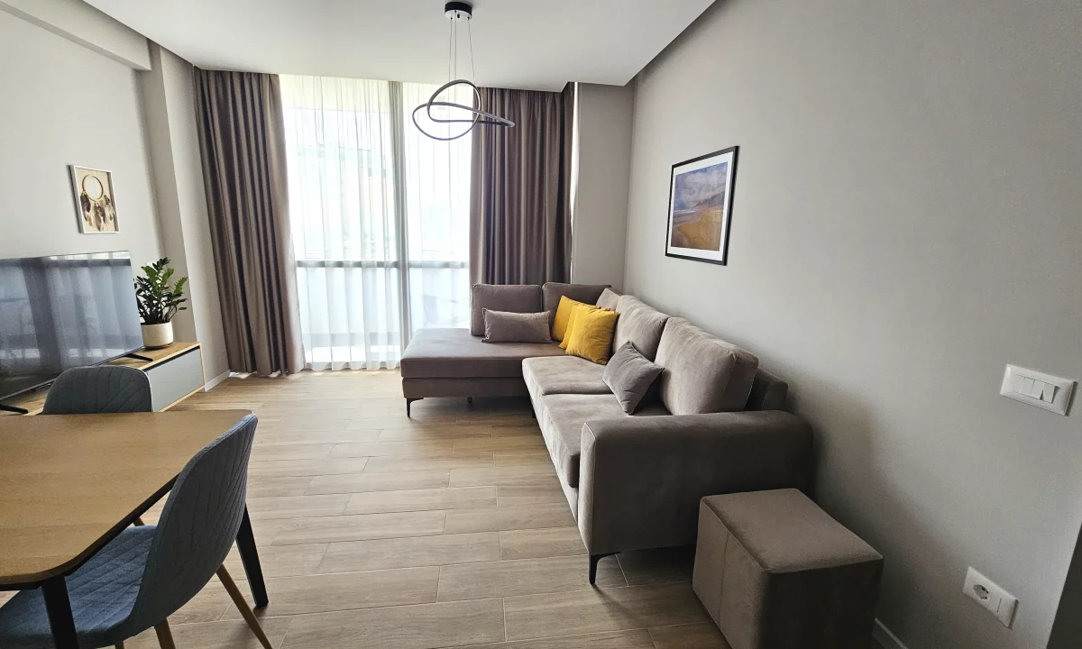 Shtepi me qera Apartament ne Tirane, 2+1, Mobilimi E mobiluar, Pagesa 700  Euro.