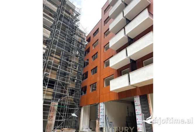 SHESIM APARTAMENT 2+1 PRANE VILES L UNAZA E RE!