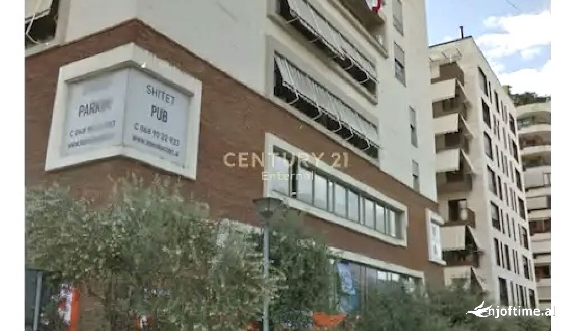 Zyre per Qira plus post Parkimi tek Garda