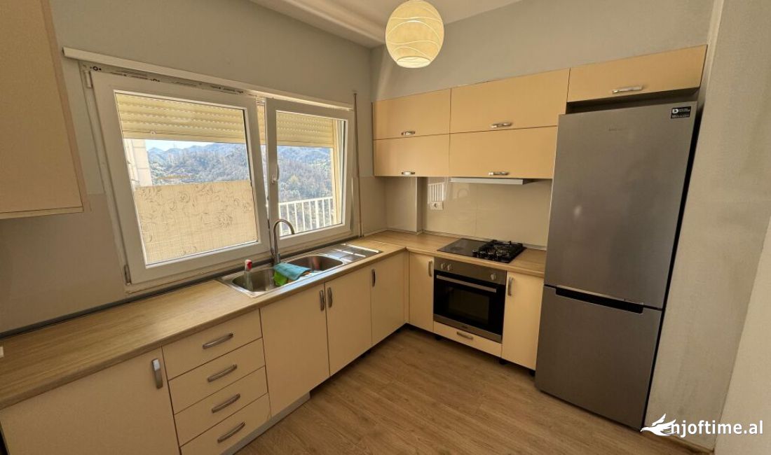 Appartamento in vendita a Tirana 2+1, Vuoto