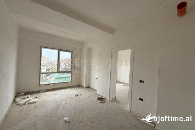 Apartment for sale in Tirana 2+1, Emty