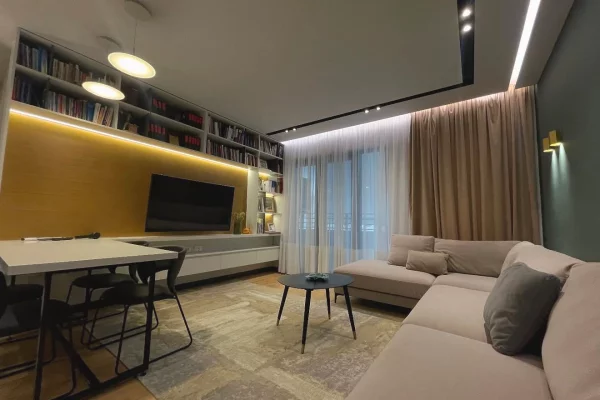 Appartamento in affitto a Tirana 2+1, Arredato