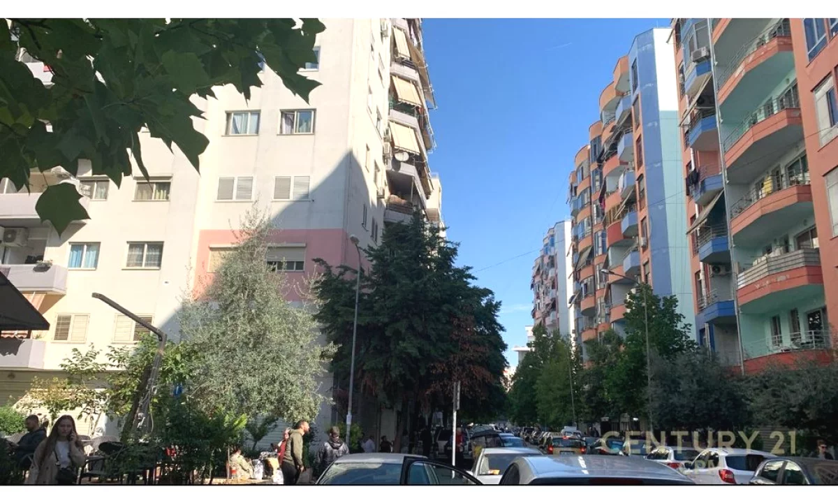Shtepi me qera Apartament ne Tirane, 2+1, Mobilimi Pjeserisht e mobiluar, Pagesa 550  Euro.