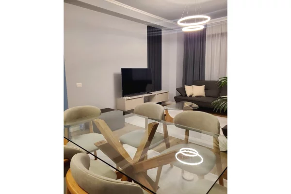 Shtepi me qera Apartament ne Tirane, 2+1, Mobilimi E mobiluar, Pagesa 1,500  Euro.