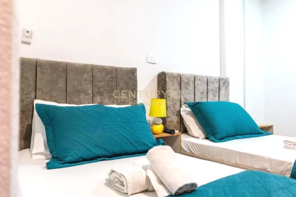 EKSKLUZIVE! SHESIM HOTEL NE GOLEM SIPERFAQJE TOTALE 2830m2