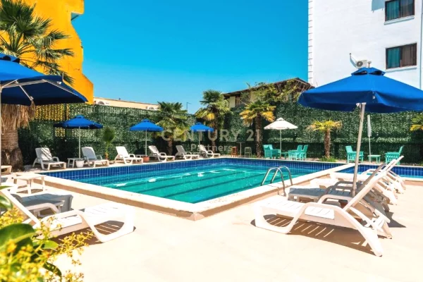 EKSKLUZIVE! SHESIM HOTEL NE GOLEM SIPERFAQJE TOTALE 2830m2