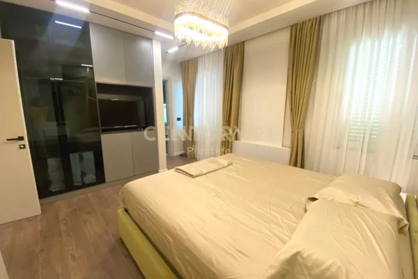 Shtepi me qera Apartament ne Tirane, 2+1, Mobilimi E mobiluar, Pagesa 1,500  Euro.