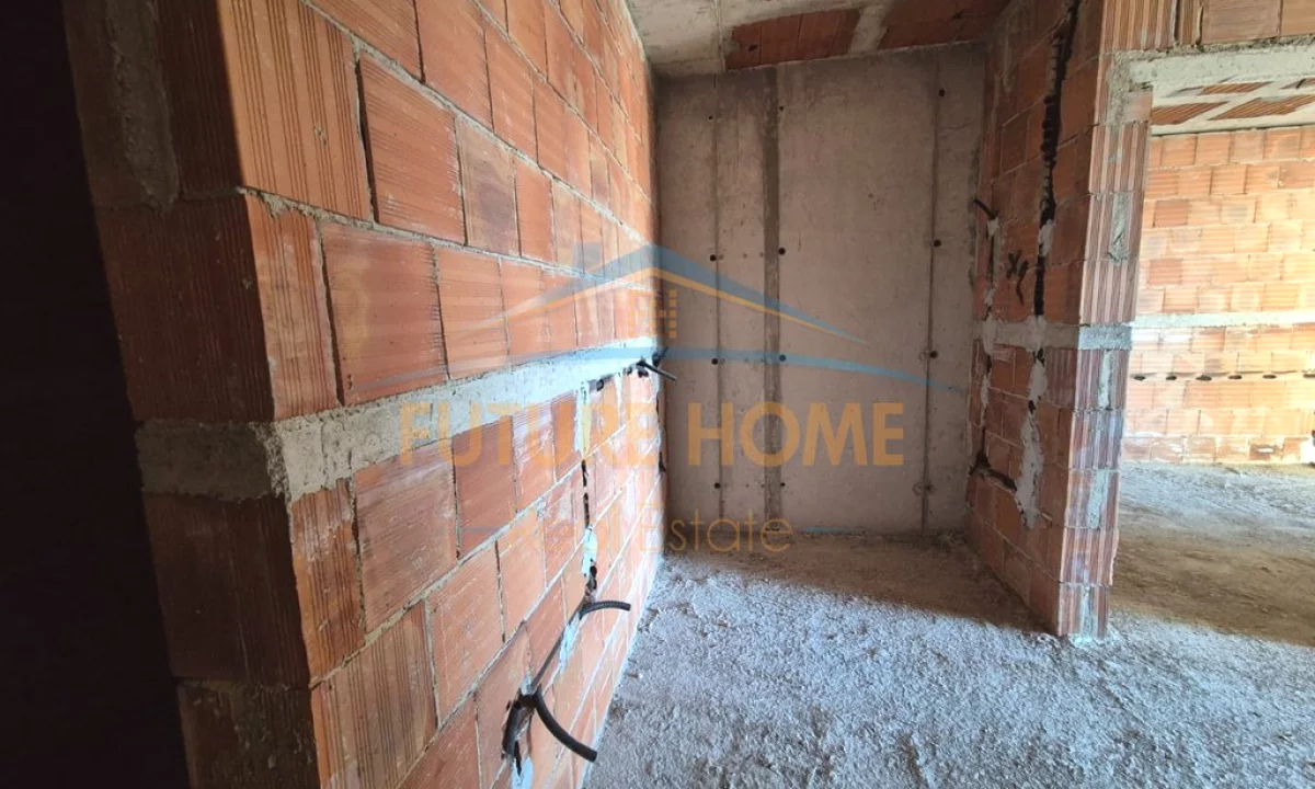 Apartment for sale in Tirana 1+1, Emty