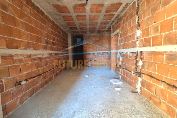 Apartment for sale in Tirana 1+1, Emty