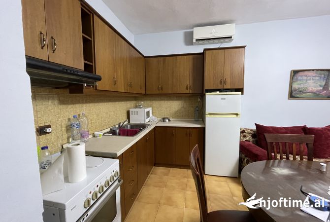 Shtepi me qera Apartament ne Tirane, 1+1, Mobilimi E mobiluar, Pagesa 600  Euro.