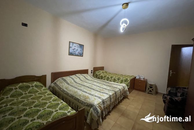 Shtepi me qera Apartament ne Tirane, 1+1, Mobilimi E mobiluar, Pagesa 600  Euro.