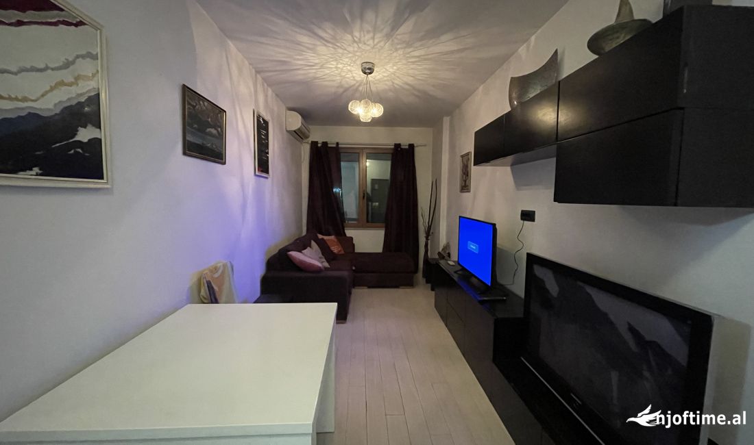 Shtepi me qera Apartament ne Tirane, 1+1, Mobilimi E mobiluar, Pagesa 600  Euro.