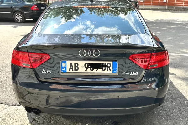 Auto in Vendita a Tirana, Audi, 2013 Diesel,Kambio Automatik Pagamento 10,800  Euro.