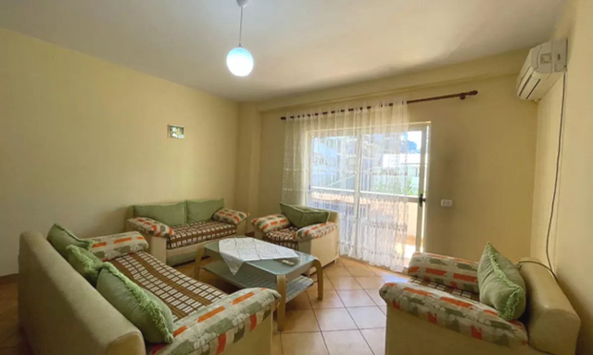 Shtepi me qera Apartament ne Tirane, 2+1, Mobilimi E mobiluar, Pagesa 550  Euro.