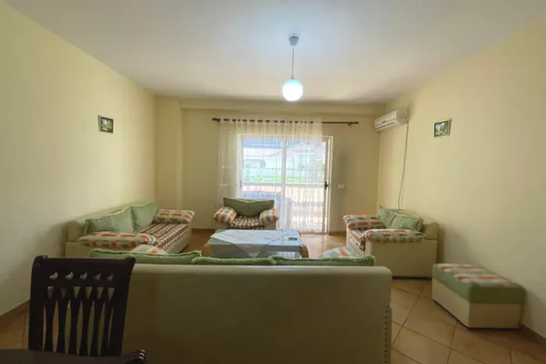 Shtepi me qera Apartament ne Tirane, 2+1, Mobilimi E mobiluar, Pagesa 550  Euro.