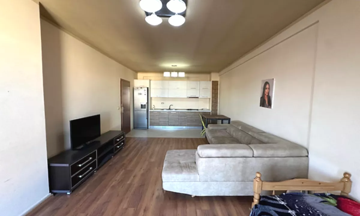 Shtepi ne shitje Apartament ne Tirane, 2+1, Mobilimi E mobiluar, Pagesa 144,000  Euro.