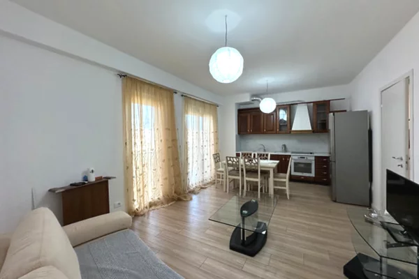 Apartament 1+1 per shitje tek Bulevardi i Ri tek Stacioni i Trenit