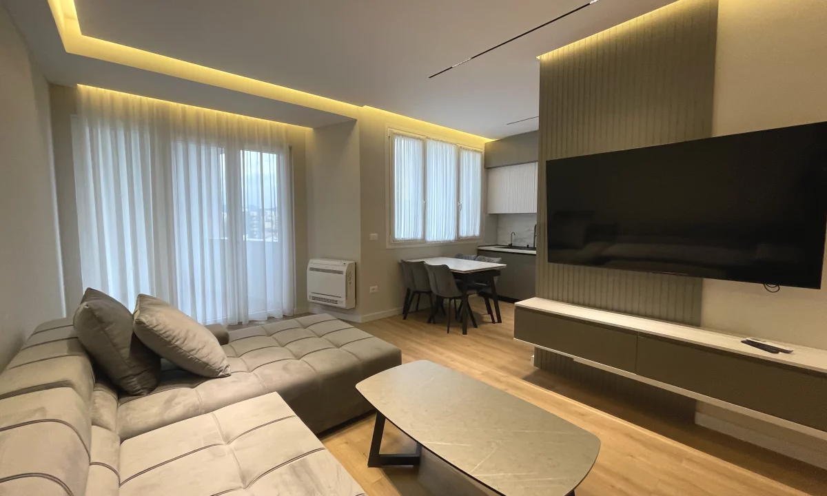 Shtepi ne shitje Apartament ne Tirane, 2+1, Mobilimi E mobiluar, Pagesa 220,000  Euro.